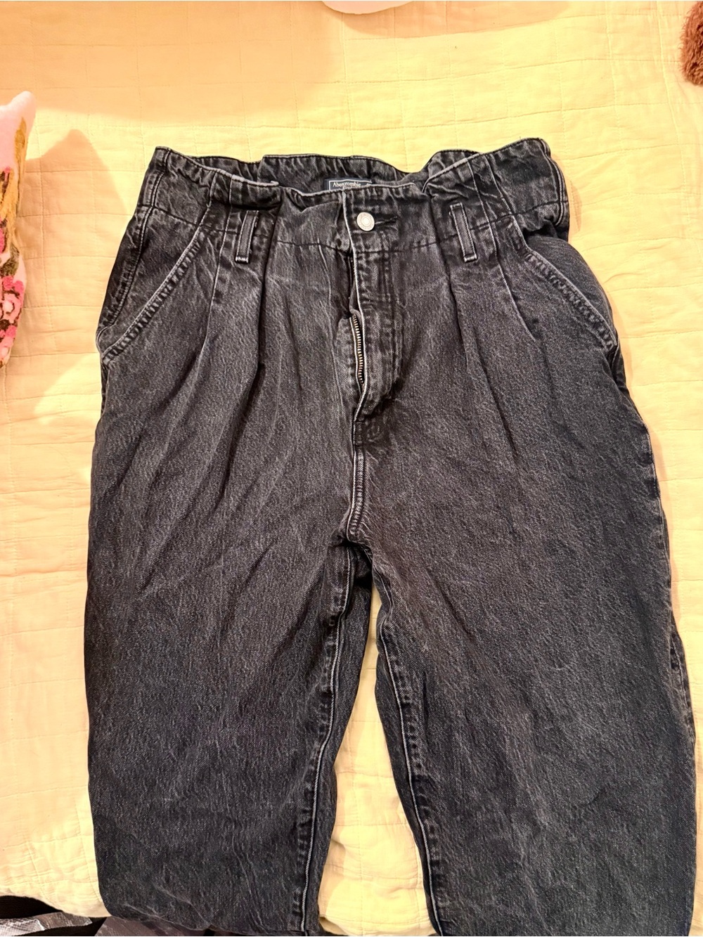 Paper bag Waist Black Washed Pleated Jeans